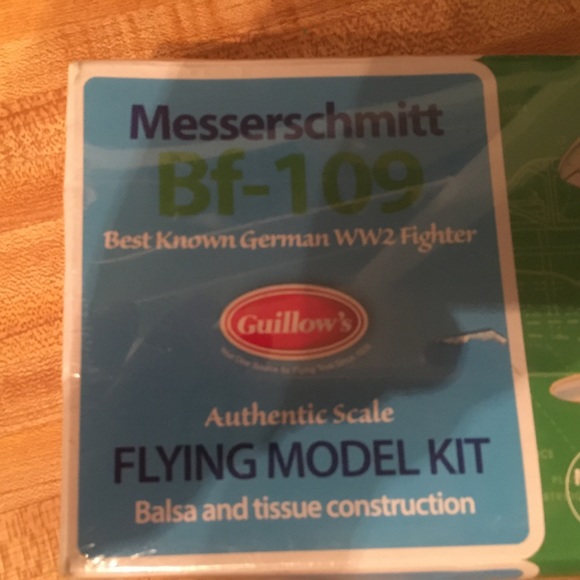 Messerschmitt Bf-109 model airplane kit - Picture 2 of 4